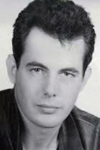 Actor Daniel Abineri