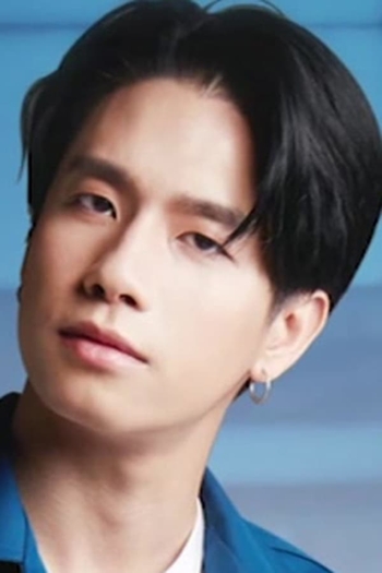 Actor Prom Ratchapat Worrasarn