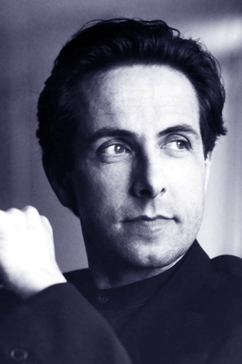 Actor Clive Barker