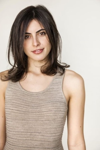 Actor Caroline Lindy