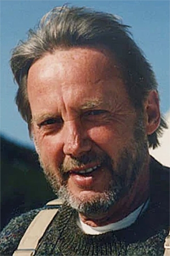 Actor Derek Vanlint