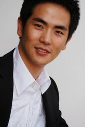 Actor Zhang Xiaolong