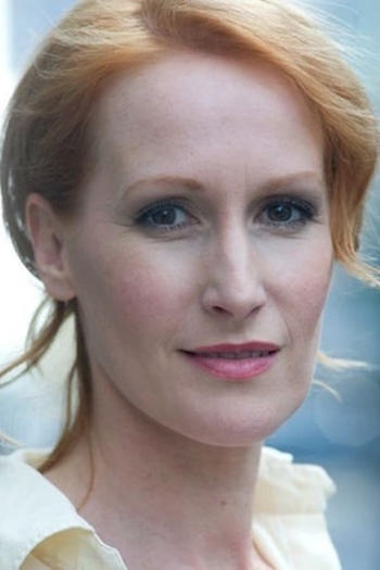 Actor Nicole Beutler