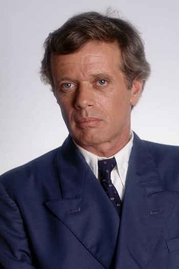 Actor Michael Sarrazin