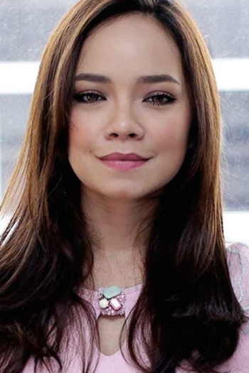 Actor Nora Danish