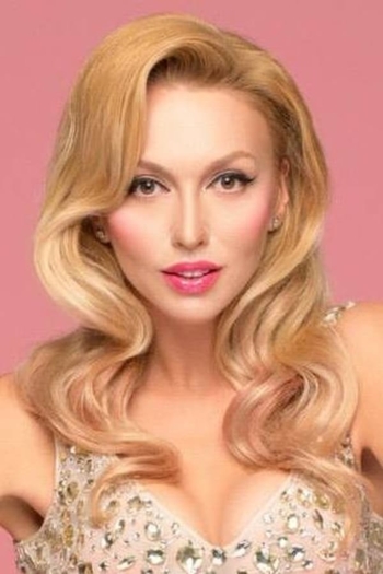 Actor Olia Poliakova