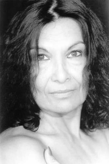 Actor Olga Manzano