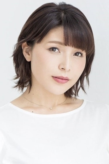 Actor Emi Nitta