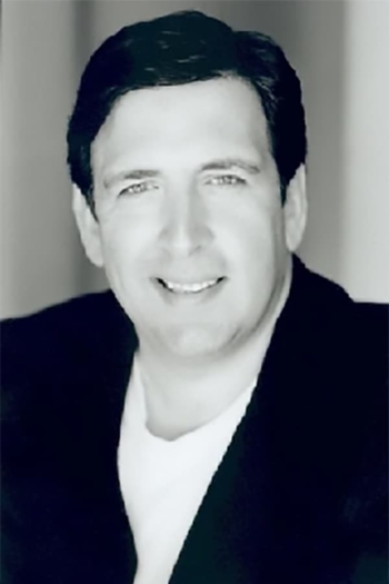 Actor Graeme Kingston
