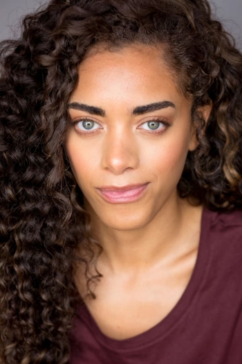 Actor Kiara Barnes