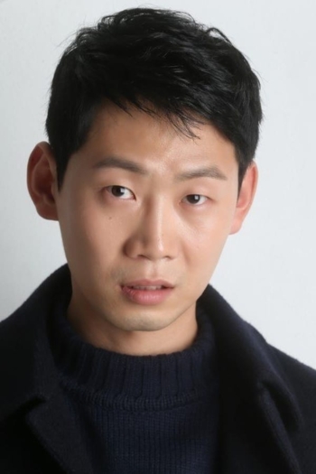 Actor Han Sa-myeong