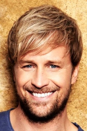 Actor Kian Egan