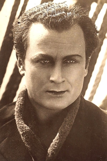 Actor Arnold Kent