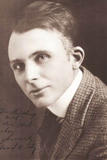 Actor Edward Biby