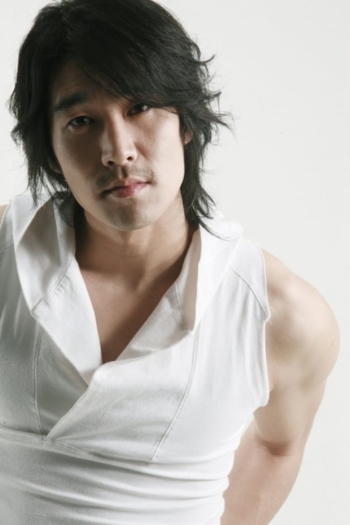 Actor Park Sang-wook