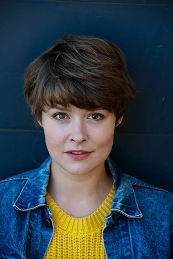 Actor Laura Louisa Garde