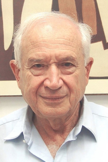 Actor Raphael Mechoulam