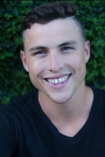 Actor Taylor Barrett