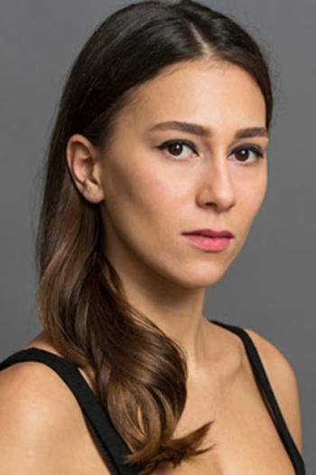 Actor Sinem Köseoğlu