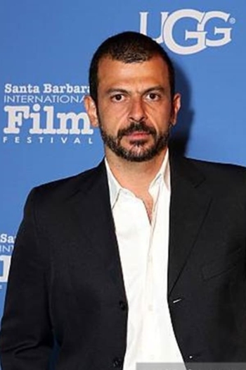 Film director Leonardo Edde