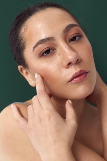 Actor Joana Pialgata