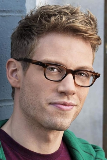 Actor Barrett Foa