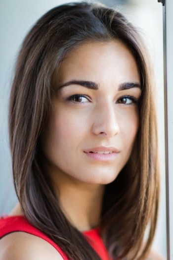 Actor Olivia Leigh Nowak