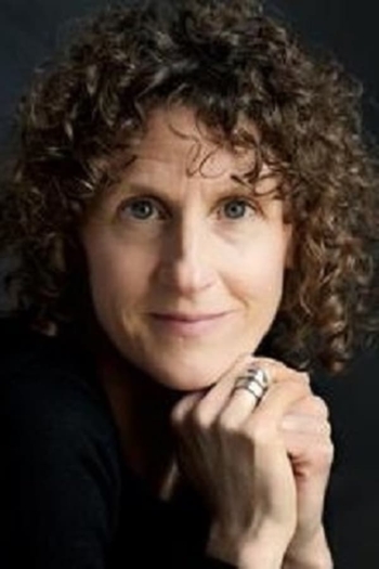 Actor Hannah Stokely