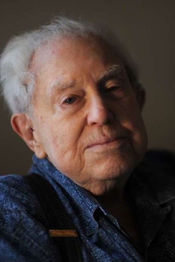 Actor Elliott Carter