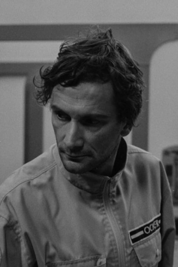 Actor Brian Gwaspari