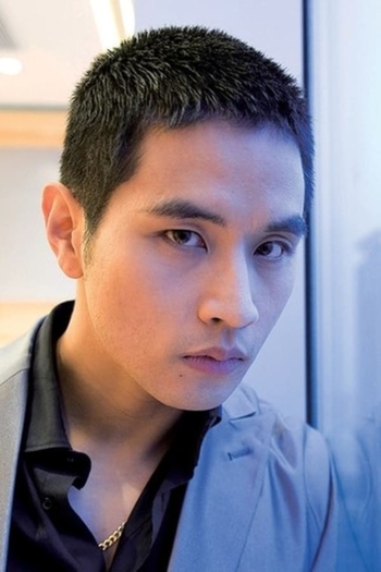 Actor Steve Yoo