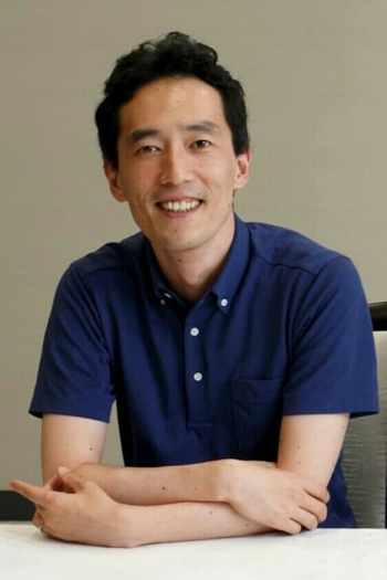 Book author Tomihiko Morimi