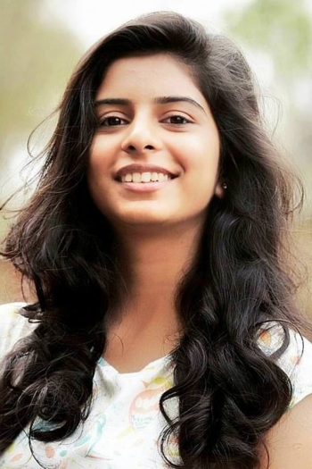 Actor Siddhi Mahajankatti