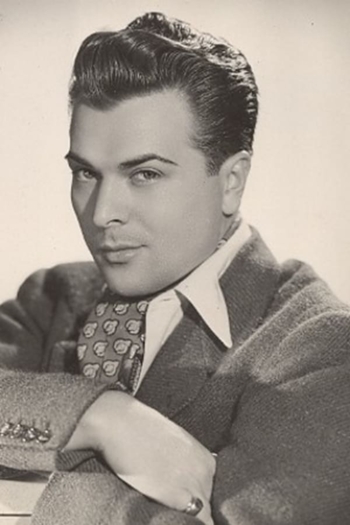 Actor Roger Dann