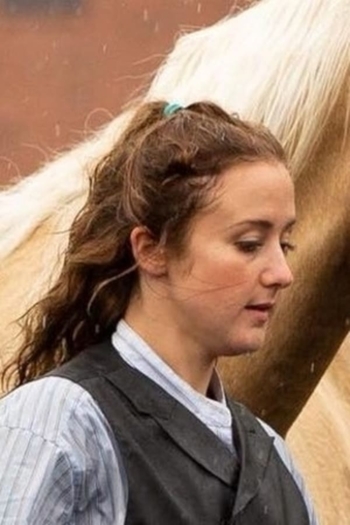 Actor Candice Carbine