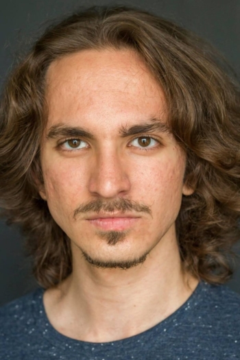 Actor James Soares-Correia