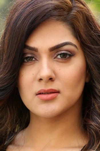Actor Sakshi Chaudhary