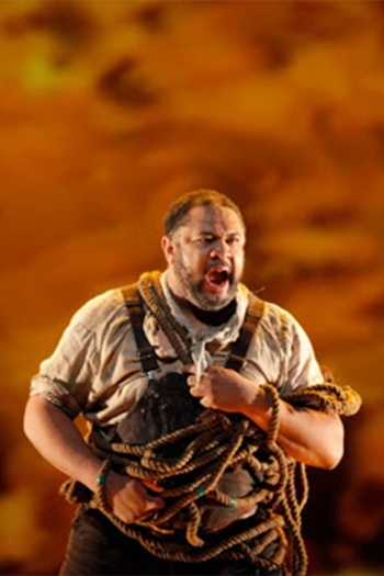 Actor Gordon Hawkins