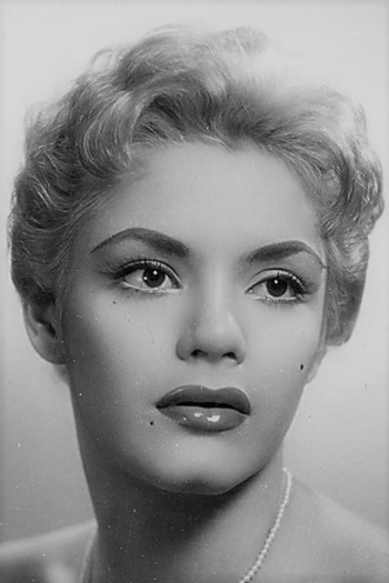 Actor Kitty de Hoyos