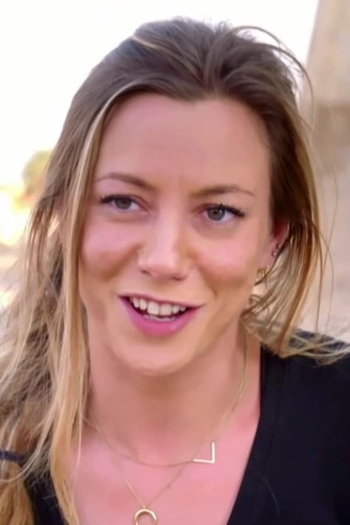 Actor Rebecca Bradshaw