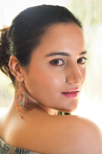 Actor Raviza Chauhan