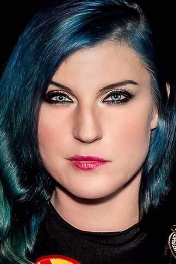 Actor Leva Bates