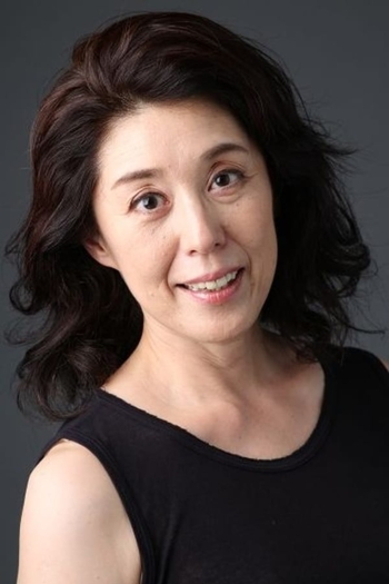 Actor Tomoko Shiota