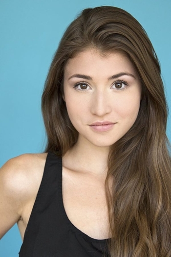 Actor Hannah Vandenbygaart