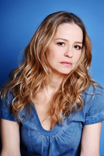 Actor Theresa Scholze