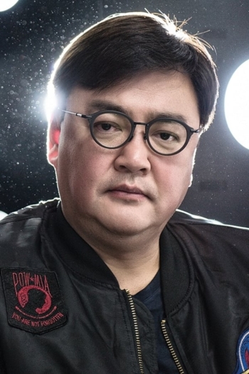 Film director Chung Tae-won