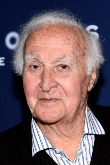 Actor Robert Loggia
