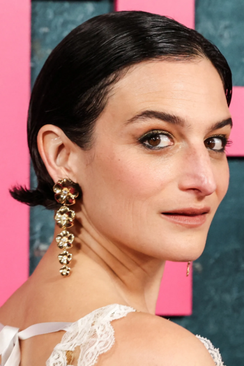 Actor Jenny Slate