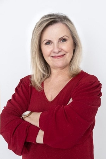 Actor Anna Hatzisofia