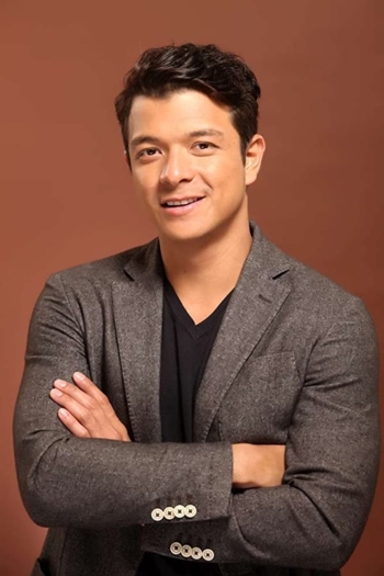 Actor Jericho Rosales
